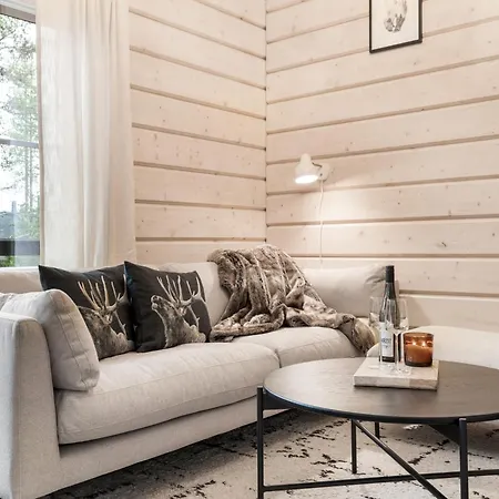 Bear Den By Hilla לוי