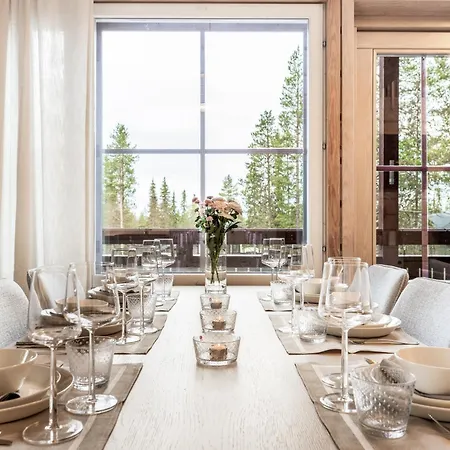 Bear Den By Hilla * レヴィ