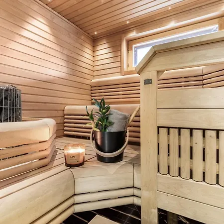 Bear Den By Hilla レヴィ