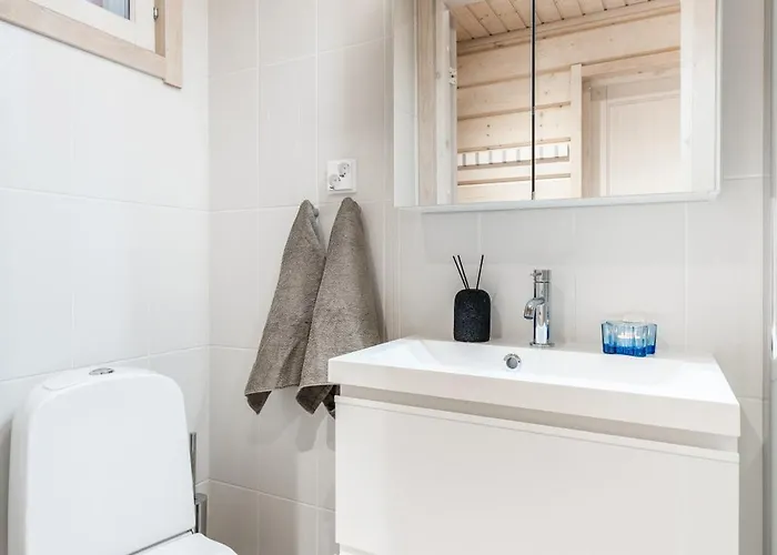 Bear Den By Hilla * Levi